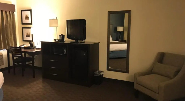 Номер Standard AmericInn by Wyndham Hotel and Suites Long Lake