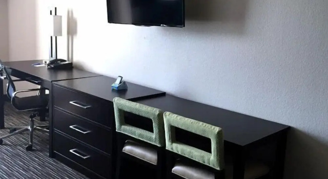Doppel Studio Residency Suites