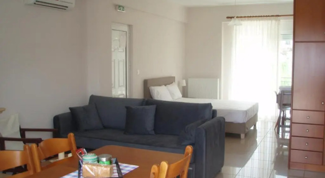 Студия с балконом Elea Apartments
