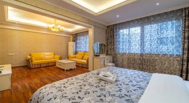 Люкс Zhengzhou University Institute of Technology Hotel