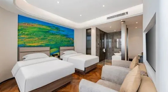 Люкс Luxury Ordos Yellow River·Sunshine Hotel (Yinken Park Branch, Dalate Banner)