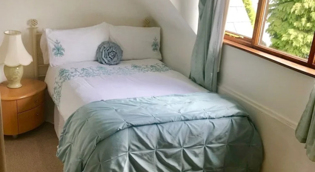 Семейный коттедж с 5 комнатами Kingsmills Cottages