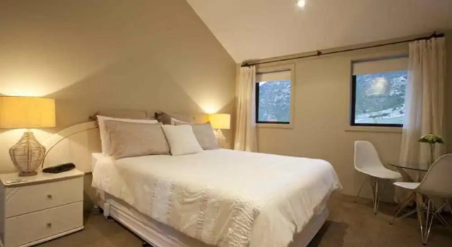 Люкс с видом на горы Gibbston House Boutique B&B