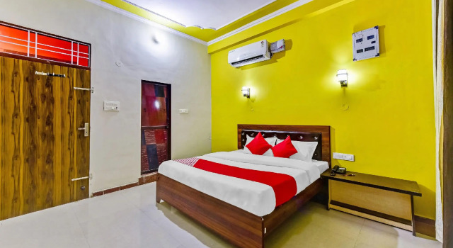 OYO 81378 Hotel Jeff, Забронировать Отель Отели штата Раджастхана с парковкой, Парковка