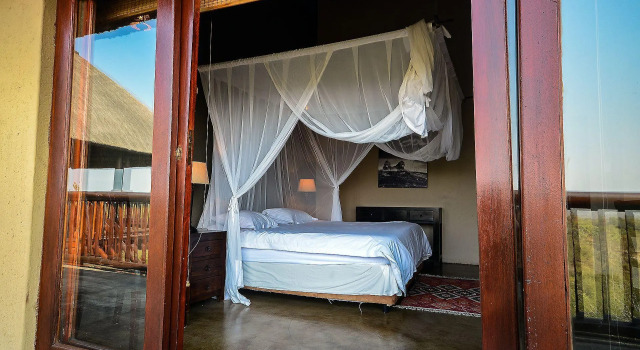 Полулюкс Elephant Game Lodge