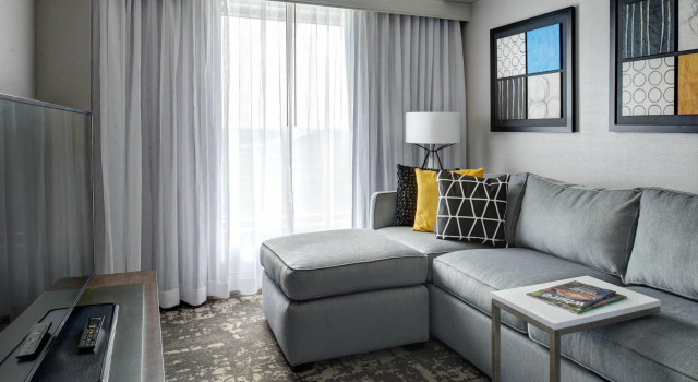 Двухместный полулюкс c 1 комнатой Marriott Indianapolis North