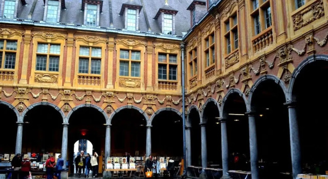 Maison Parking Extérieur Vieux Lille, Забронировать Отель Отели Лилля с парковкой, рядом с Chambre de Commerce, Парковка