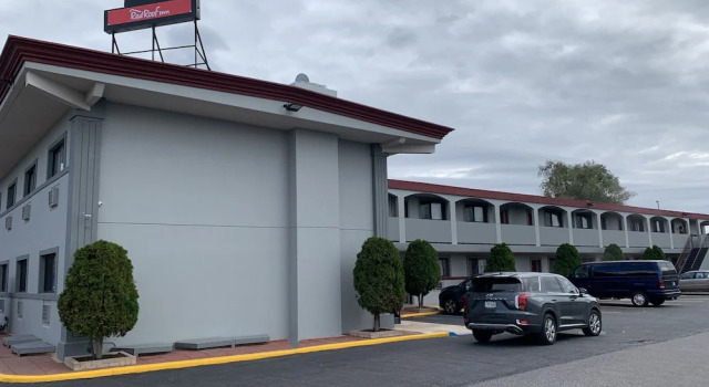 Days Inn Long Island/Copiague, Varaa Hotelli Copiague Long Island