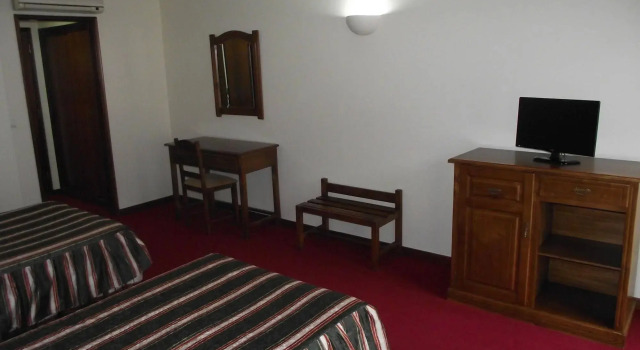 Hotel Santa Maria, Rezervovat Hotel Hotely v Oeste s parkováním, Parkování