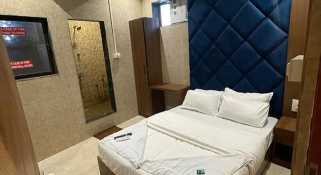 Номер Deluxe Fabhotel Platinum Inn