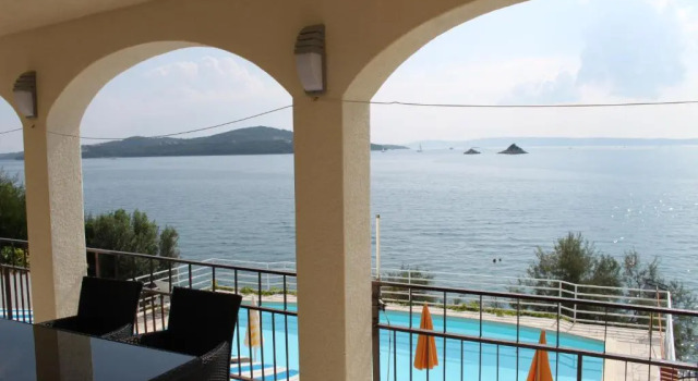 Апартаменты c 1 комнатой с видом на море Apartments Villa Marija