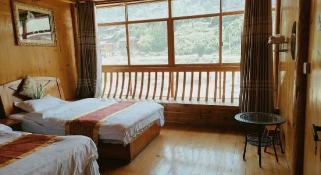 Номер Standard Xijiang Xinghua Kexuan