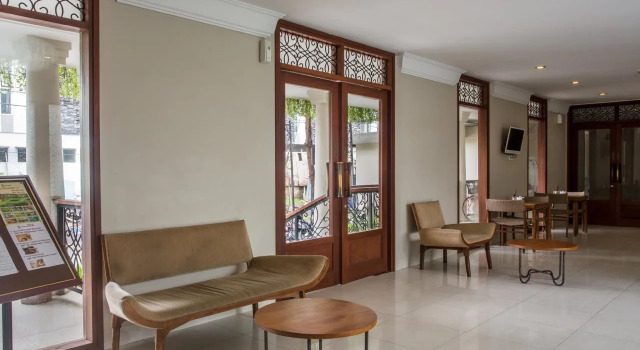 Seminyak Lagoon All Suites Hotel