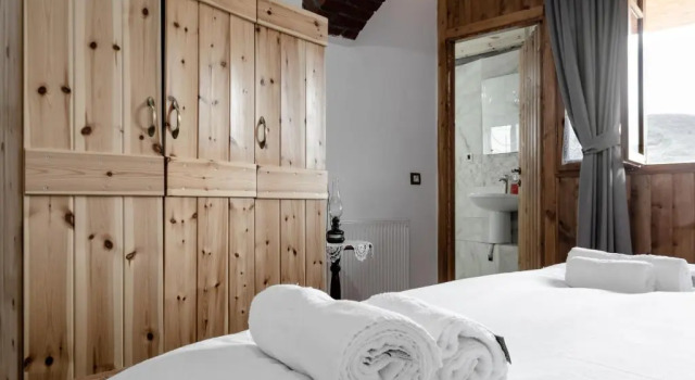 Номер Standard Alpeta Agrotourism & Winery - Roshnik , Berat