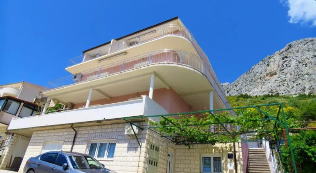 Apartments Stare Duce 6, Book Lejlighed Hoteller i Split Region med parkering, Parkering