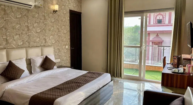 Номер Premium Homefort Stays, Millennium City Centre Gurugram