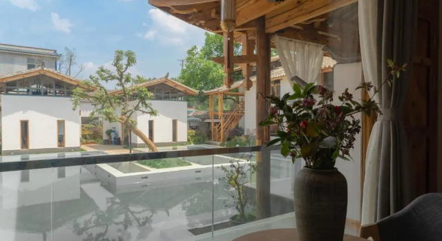 Двухместный номер Standard с балконом Yunyan Heyuan Life Homestay