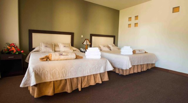 Hotel Anteus, Varaa Hotelli Cochabamba Cochabamba Region, lähellä Cala Cala