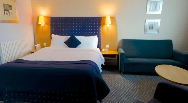 Двухместный номер Deluxe The Bolton Stadium Hotel, a member of Radisson Individuals