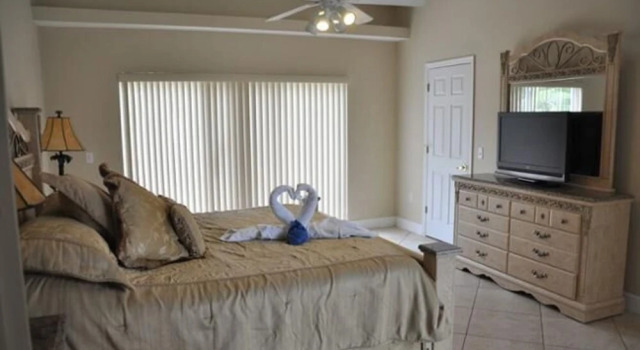 Keystone - Shady Oak House 393 4 Bedroom Home