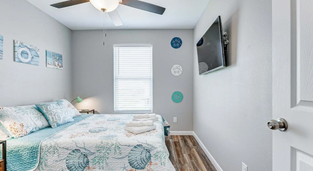 A Quietude 3 Bedroom Home, Book Feriehus Sommerhuse i Houston, Hytte