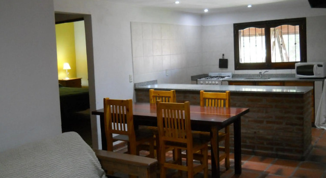 Estilo Campo Casa de 3 ambientes cochera interna, Забронировать Отель Мар-дель-Плата 