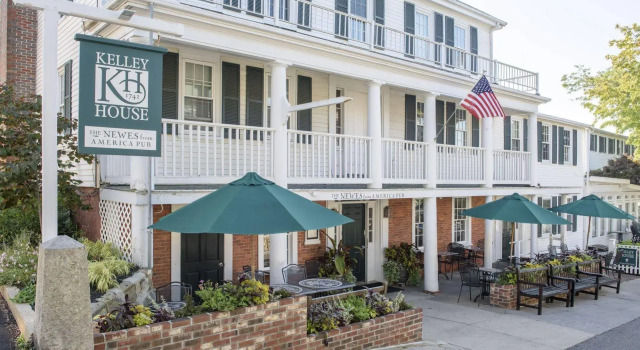 Faraway Martha's Vineyard, Book Hotel Edgartown 