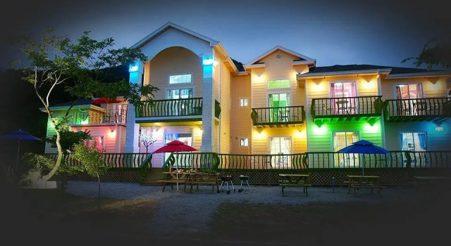 Buan Byeonsanbando Hollywood Pension