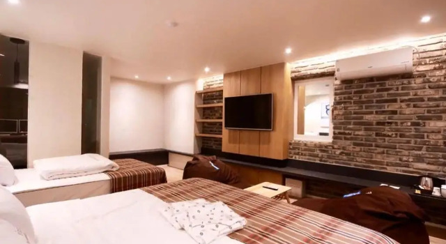 Полулюкс Vins 70 Hotel
