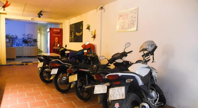 Secret Garden Coffee  Homestay, Забронировать Отель Отели Вунгтау с парковкой, рядом с Статуя Иисуса Христа, Парковка
