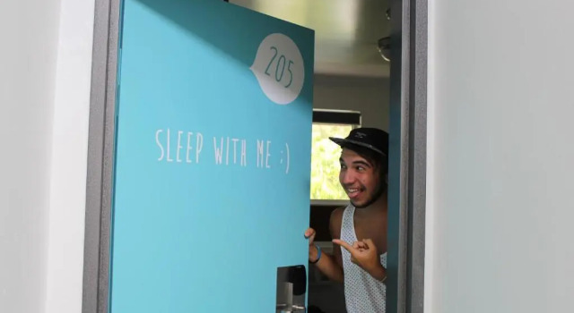 Кровать в общем номере Port Douglas Backpackers Youth Hostel