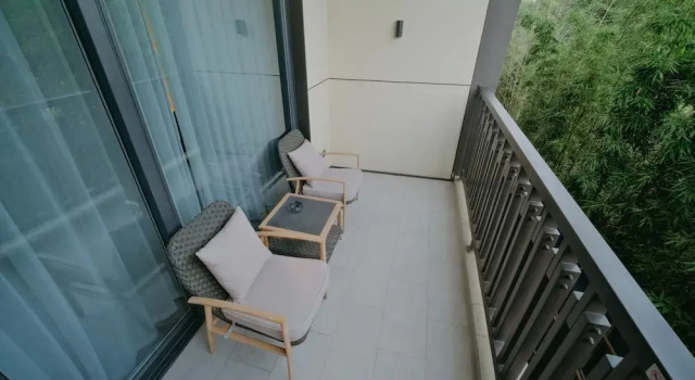 Номер Deluxe Swisstouches Resort Hotel