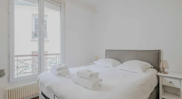Apartment in Montmartre With 1 Room, Забронировать Апартаменты/квартира Париж Иль-де-Франс, рядом с Монмартр