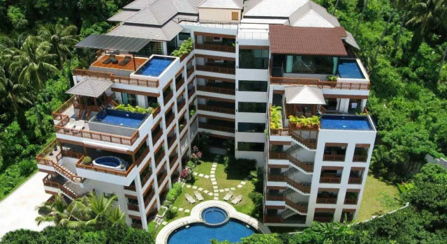 Люкс Surin Sabai Residence near Surin Beach
