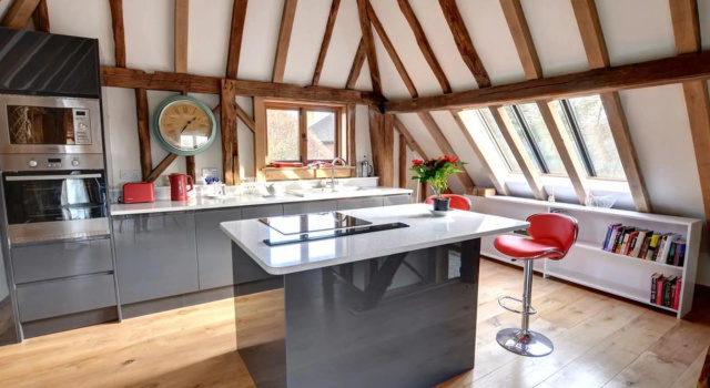 Saddlehurst Barn, Varaa Hotelli Hotellit High Weald pysäköinnillä, Pysäköinti