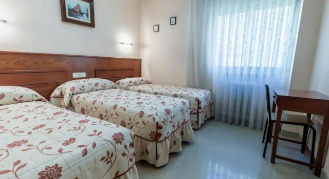Двухместный номер Standard Pensión Isabel by Vivere Stays