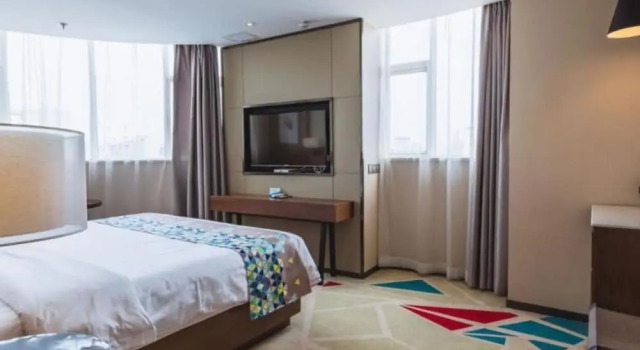 Номер Deluxe Vyluk J Hotel Guiyang Railway Station