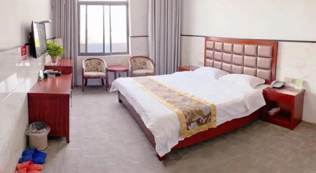 Shell Lu An East Bus Station Hotel, Prenota Hotel Lu'an Anhui