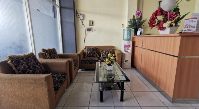 RedDoorz at HSP Guest House Samarinda, Book Hotel Samarinda 