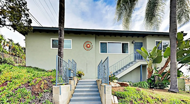 Contemporary Home 3 Bedrooms 2 Bathrooms Home