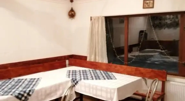 Guest House Lorian, Book Guesthouse Hotels in Sofia with Parking, Parking