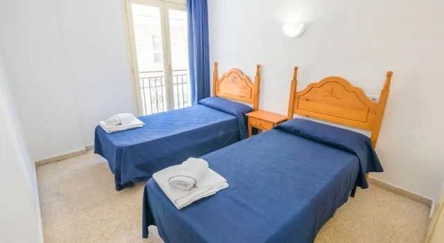 Apartamento familiar con piscina comunitaria