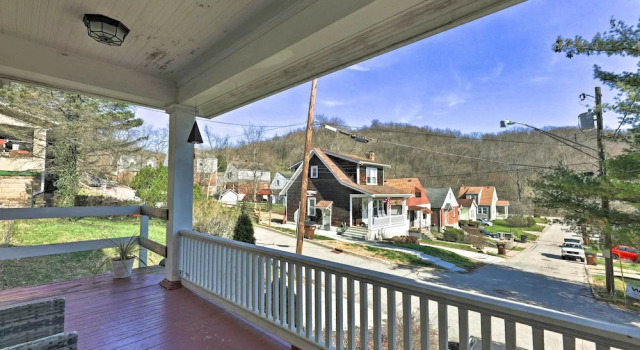Коттедж Pet-friendly Covington Retreat w/ Fenced Yard