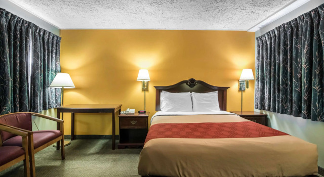 Двухместный номер Standard Econo Lodge Brattleboro South