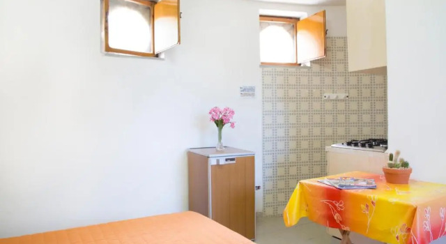 Residence Torre Preziosa, Varaa Hotelli Hotellit Vieste uima-altaalla, Uima-allas