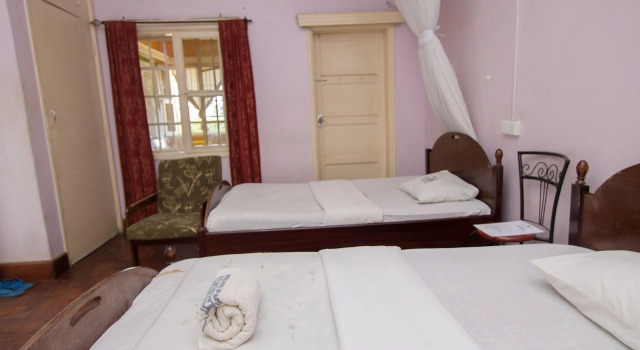 New East View Hotel