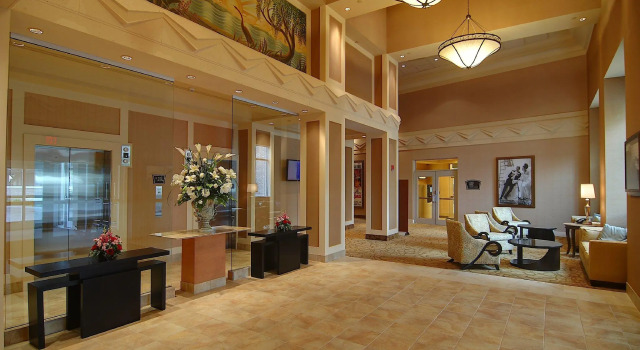 Hollywood Casino Bangor, Забронировать Отель Отели Бангор 3 звезды, рядом с Maine Savings Amphitheater, 3*