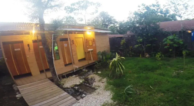 Tropical Pasta Surf House and Hostel