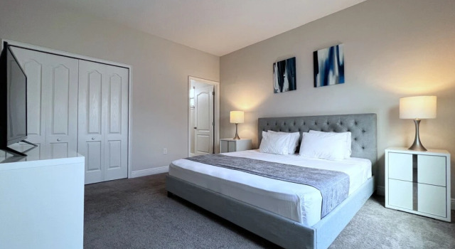 Balmoral Resort-192kb 4 Bedroom Home by RedAwning