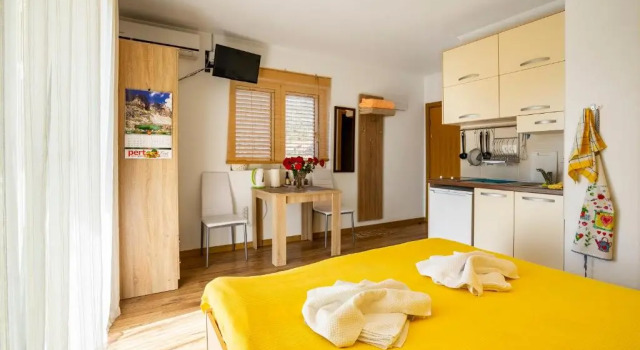 Студия Apartments Viktoria
